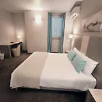 Du Midi Hotel
