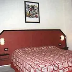 Hotel Du Midi 3*