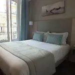 Hotel Du Midi 3*