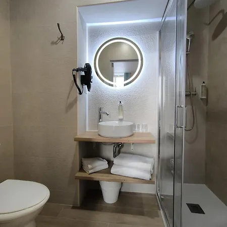 Du Midi Szálloda Nizza