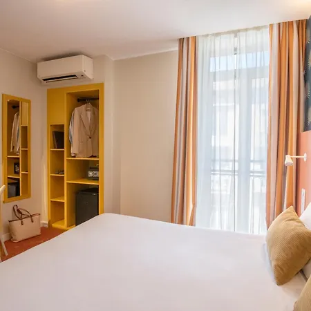 Du Midi Hotel