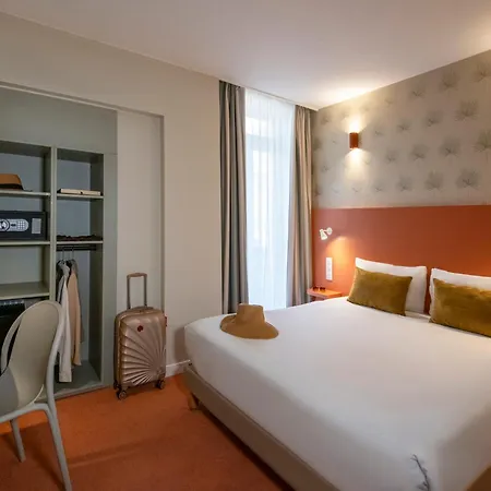 Hotel Du Midi 3*