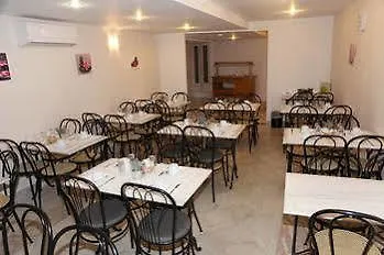 Hotel Du Midi 3*